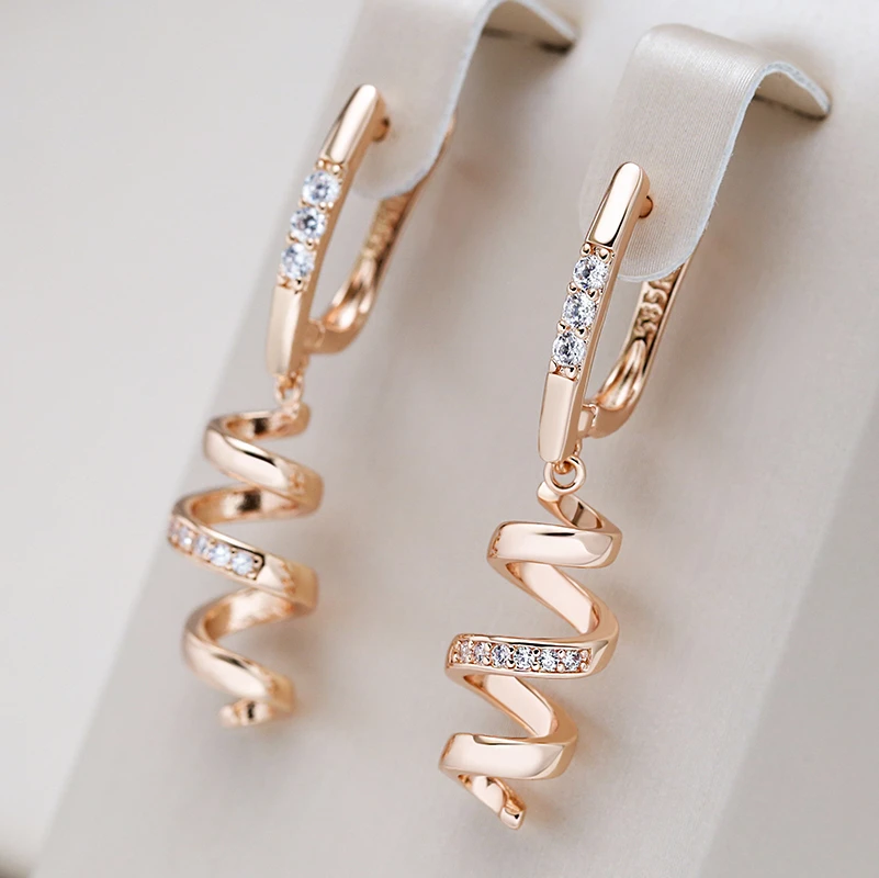 Elegant Spiral Gold Earrings with cubic Zirconia